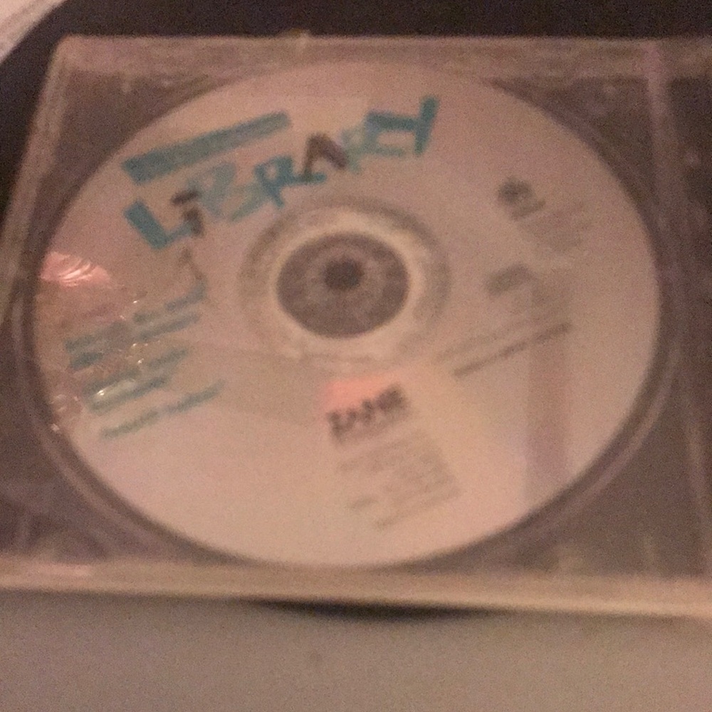 Student Reference CD/DVD Disc